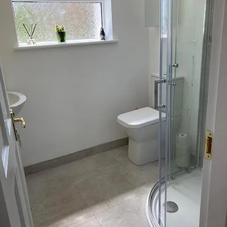 360 Mitchell House * Dungarvan (Waterford)