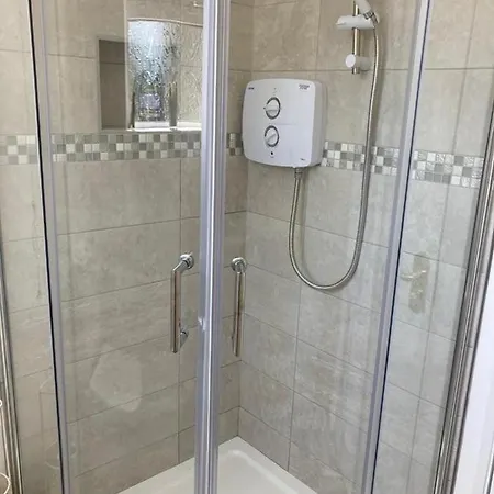 360 Mitchell House * دونغارفان